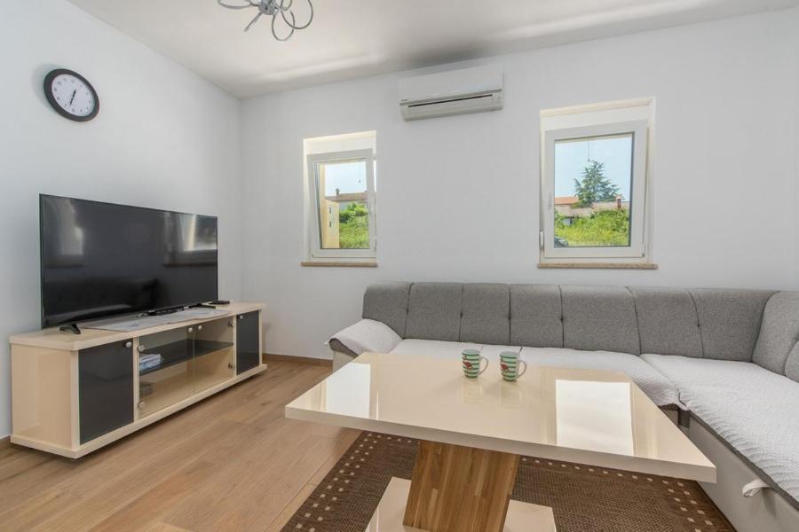 Irma Apartment Dajla Buitenkant foto